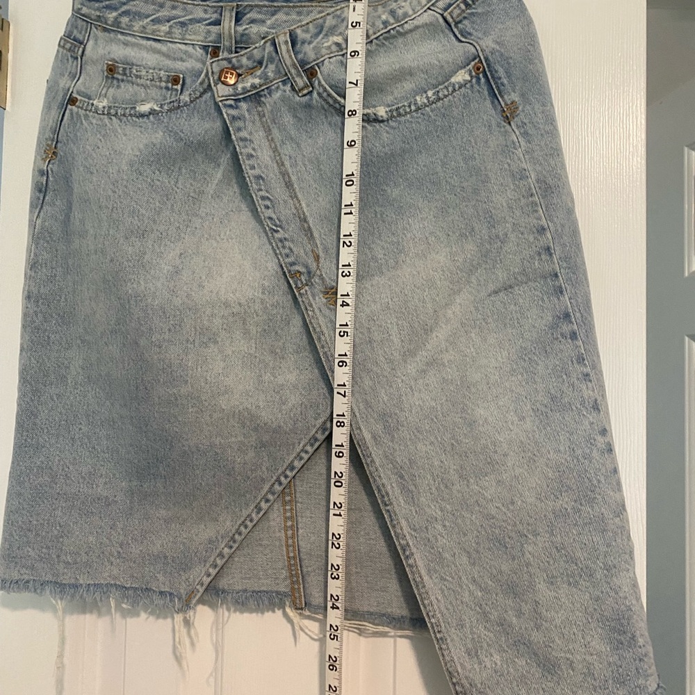 Denim skirt off center front ksubi